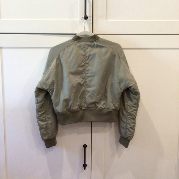 H&M Divide Cropped Bomber Jacket Size S - Picture 2 of 2